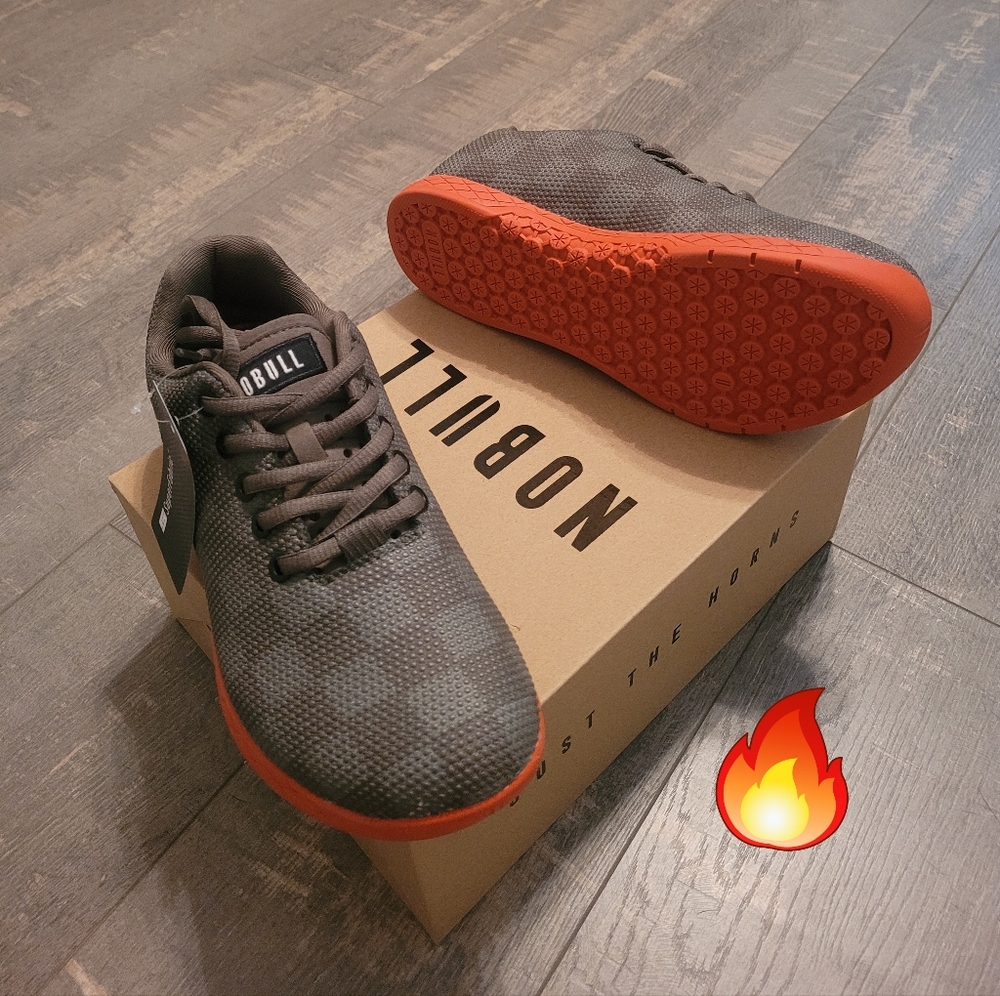 NWT. Nobull Women's Printed Trainer Shoe. Size 8